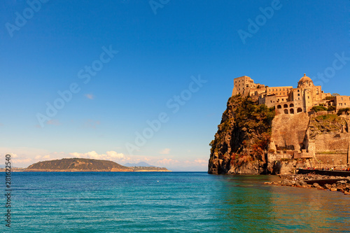 Cuadro en lienzo amazing aragon castle view in the island of ischia