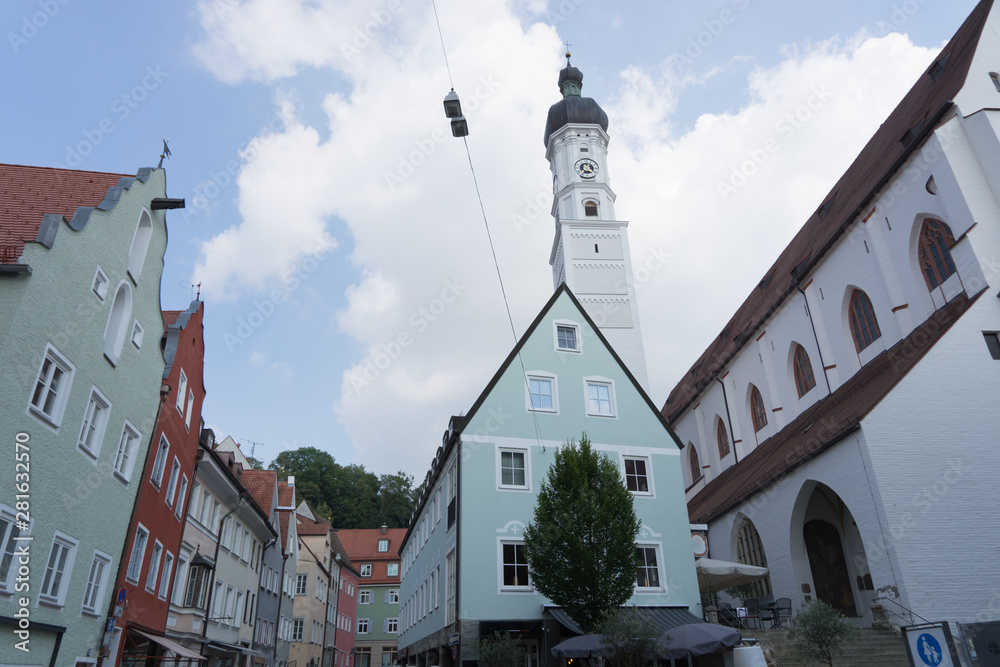 Obraz premium Kirche in der Altstadt von Landsberg am Lech