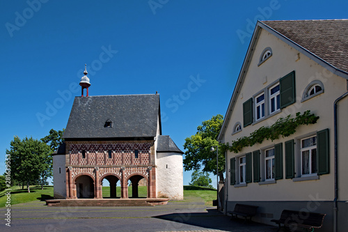 Königshalle des Kloster Lorsch in Hessen, Deutschland photo