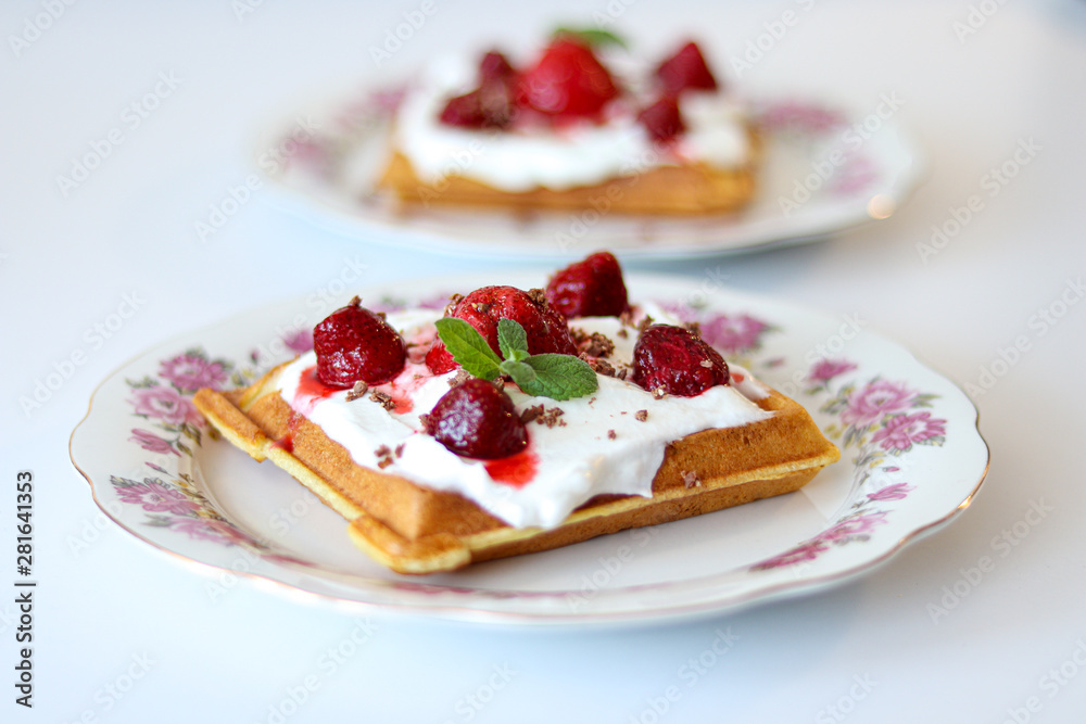 Waffles with Strawberries and Cream Waffles with Strawberries and Cream