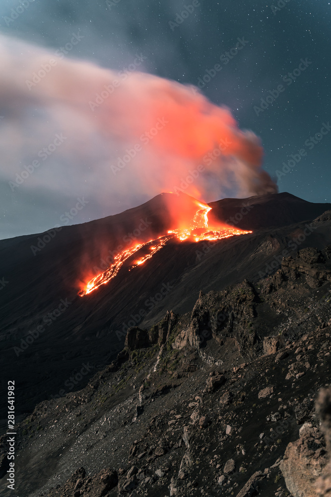 Vertical image of the Volcano Etna eruption