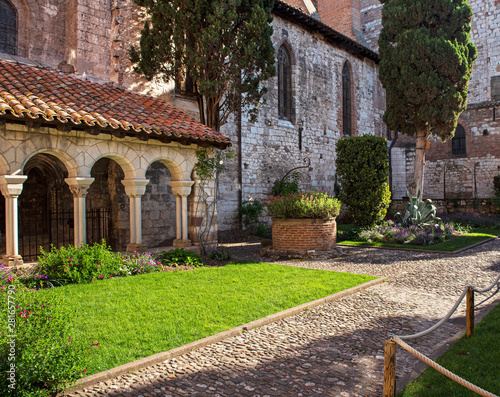 Garden of the Albi Cathedral, France © Horváth Botond