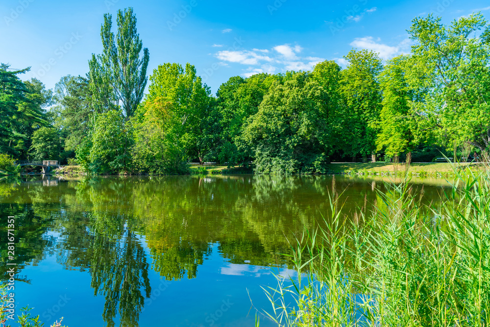 Fototapeta premium A small lake in Ujazdow Park, public park in Warsaw, Poland