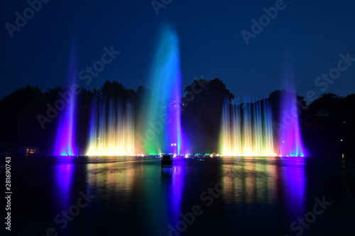 Choreographed colored water light games in Hamburg - In the Park Planten un Blomen