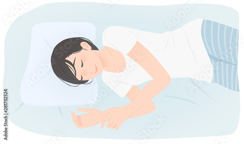 眠る女性
