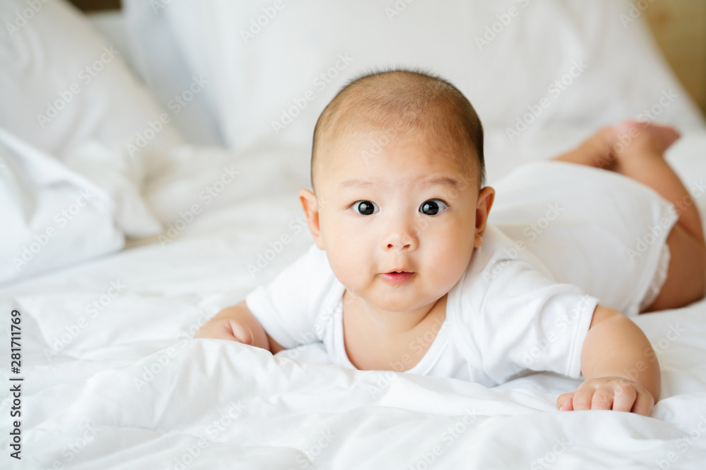 Asian newborn children must be cared for in the development of the body. Visual skills Cleanliness of clothes And housing And should check the menstrual health at the hospital with specialized doctors Asian newborn children must be cared for in the development of the body. Visual skills Cleanliness of clothes And housing And should check the menstrual health at the hospital with specialized doctors