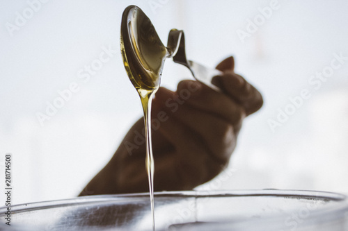 Honey draining
