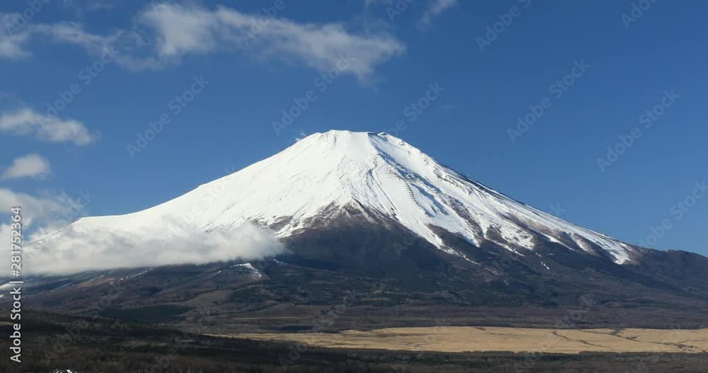 Mount Fuji, Yamanashi Prefecture, Japan Mount Fuji, Yamanashi Prefecture, Japan