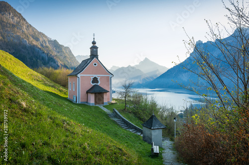 Kirche auf dem Berg in Ebensee - Alpen in Österreich photo