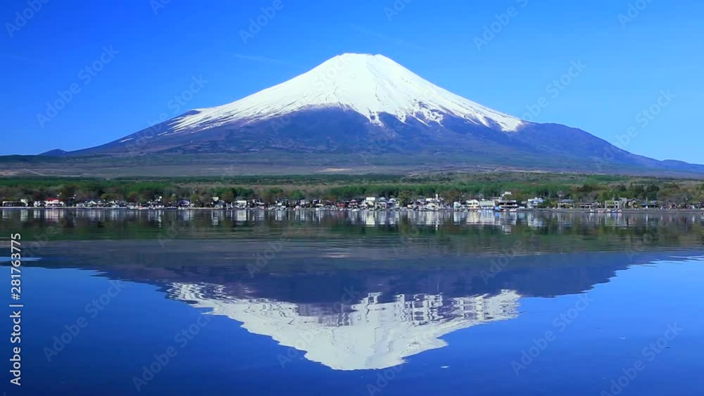 View of lake and Mount Fuji, Lake Yamanaka, Yamanashi Prefecture, Japan