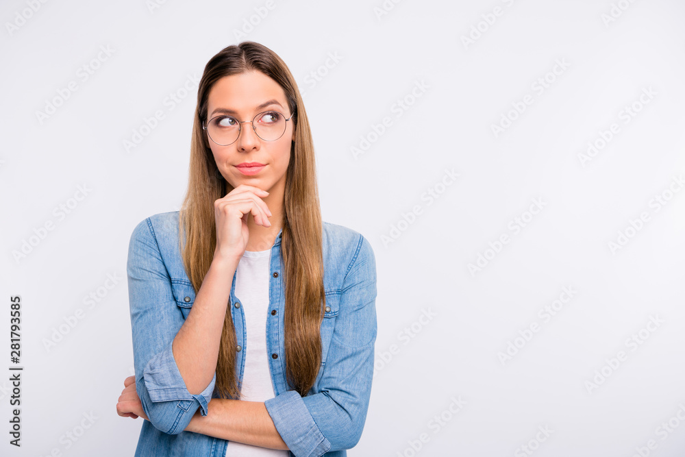 Portrait of her she nice-looking attractive lovely minded serious calm straight-haired lady finding solution copy space isolated over white light gray pastel background Portrait of her she nice-looking attractive lovely minded serious calm straight-haired lady finding solution copy space isolated over white light gray pastel background