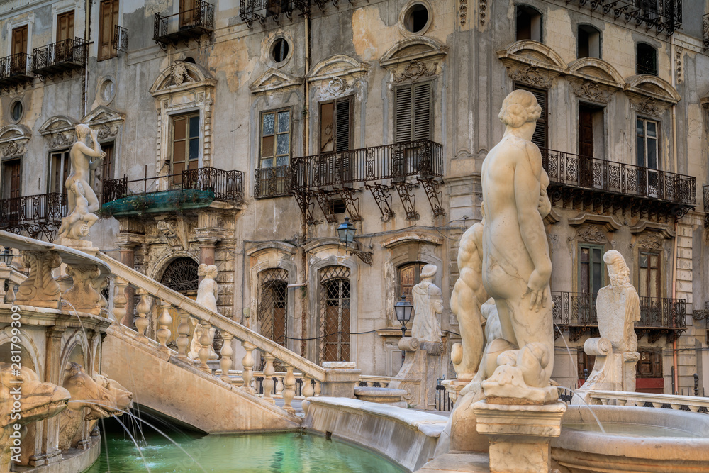 Brunnen, Fontana Pretoria in Palermo, Sizilien Italien, Detailansicht