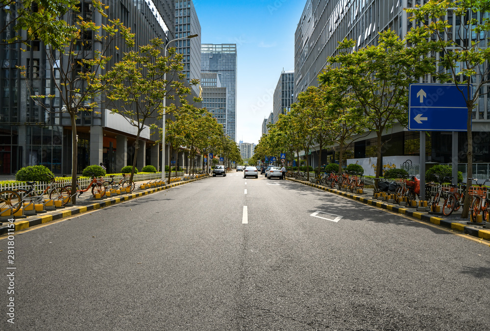 Fototapeta premium empty highway with cityscape and skyline of shenzhen,China.