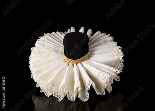 Elizabethan lace ruff collar photo