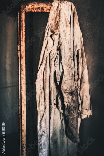 Tablou pe pânză Urbex Camice Casa del Dentista