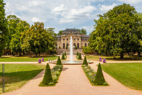 Fototapeta Naklejka Na Ścianę i Meble -  Fulda, die Orangerie im Schlossgarten. 27.07.2019.