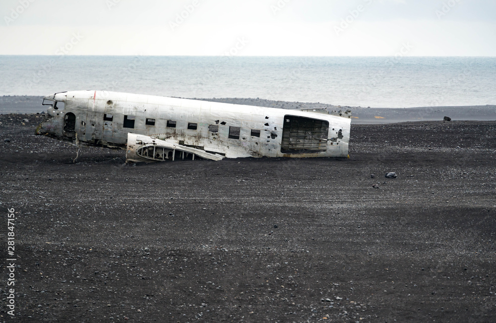 Plane Crashed on Icelandic Beach Plane Crashed on Icelandic Beach