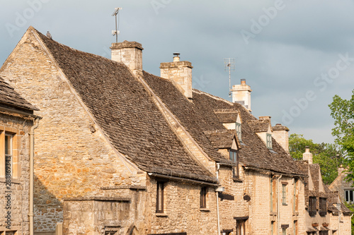 Romantic stone cottages in the lovely Burford village, Cotswolds, Oxfordshire, England 