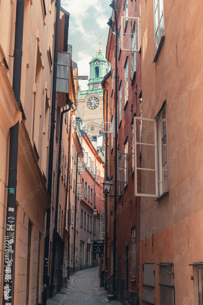 narrow street in gamla stan