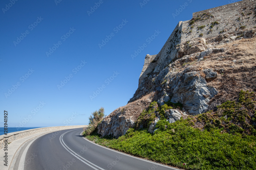 Road along the rock next to the sea