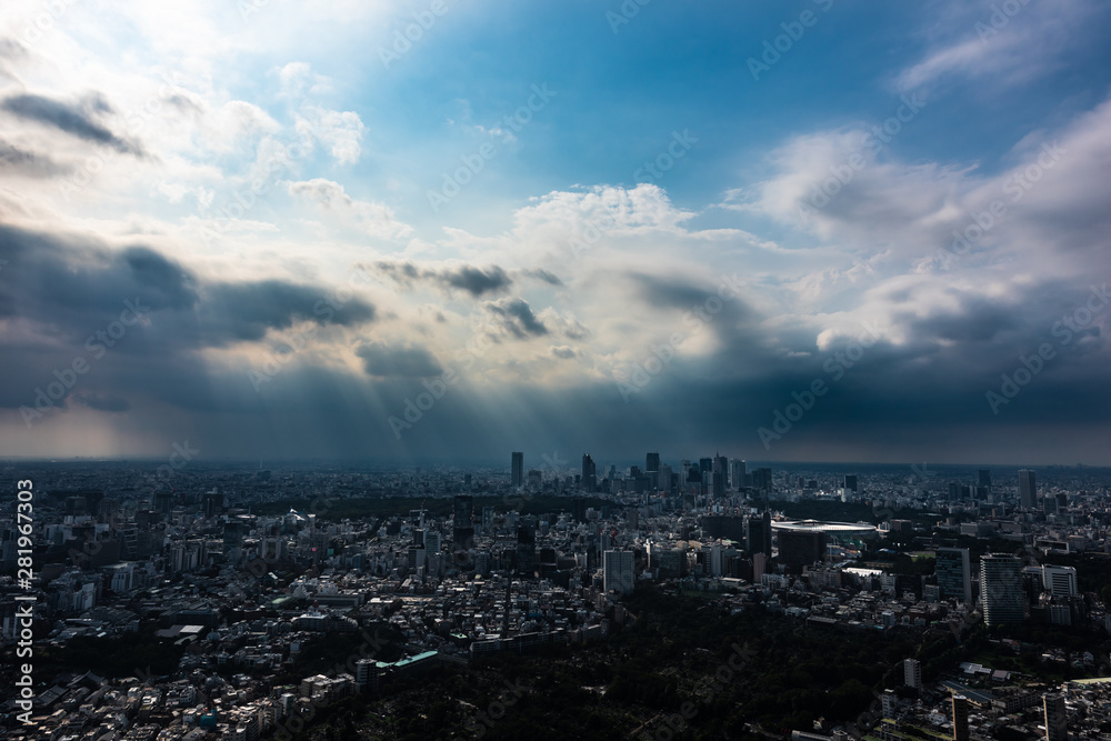 神秘的な東京の空　Mystical Tokyo Sky