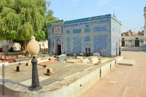 Mauzoleum  of Shah Yusuf Gardezi in Multan, Pakistan photo