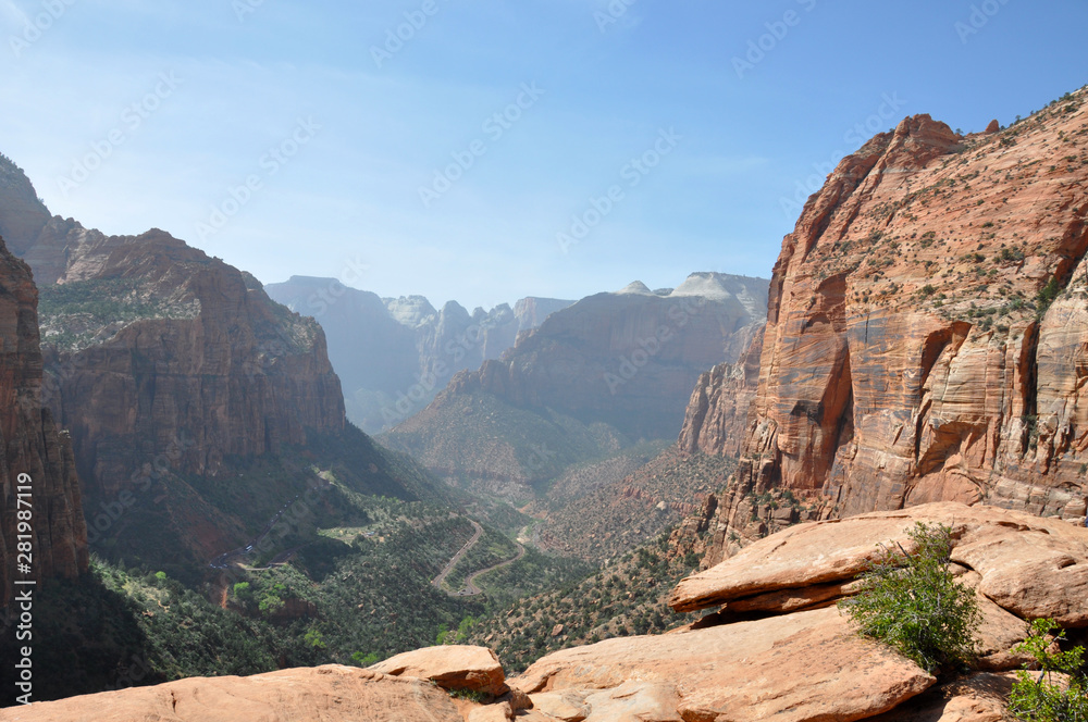Zion canyon nationalpark in utah americas south west Zion canyon nationalpark in utah americas south west