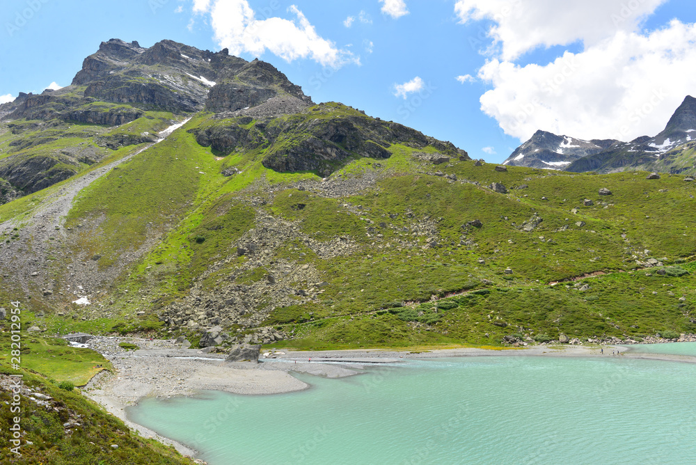 Silvretta-Stausee im Bundesland Vorarlberg Silvretta-Stausee im Bundesland Vorarlberg