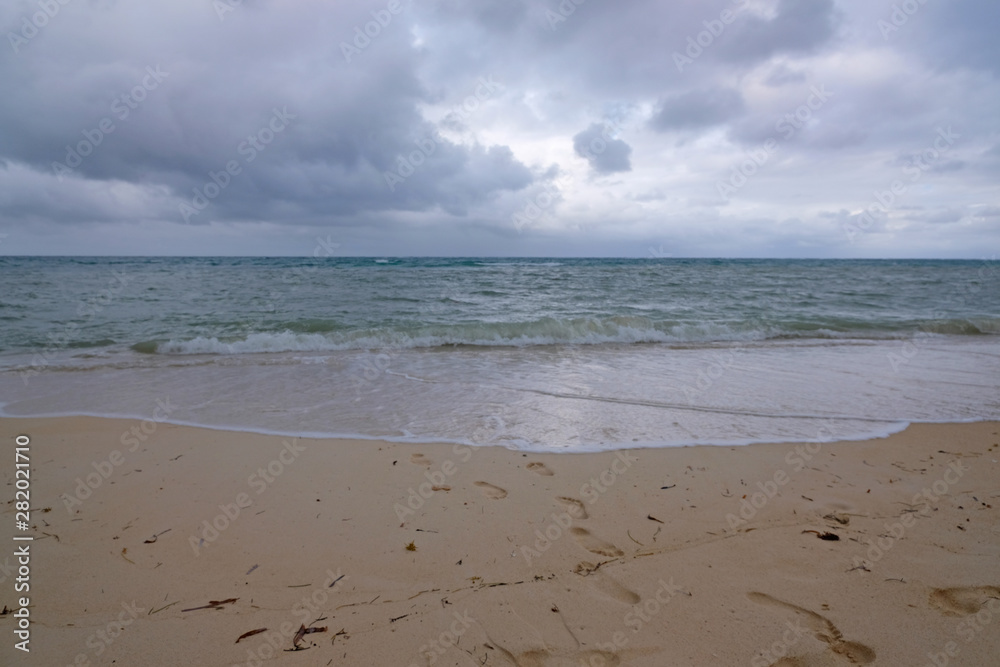 Ocean waves and beach Ocean waves and beach