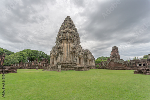 The Phimai historical park is one of the largest Khmer temples of Thailand. It is located in the town of Phimai, Nakhon Ratchasima province.