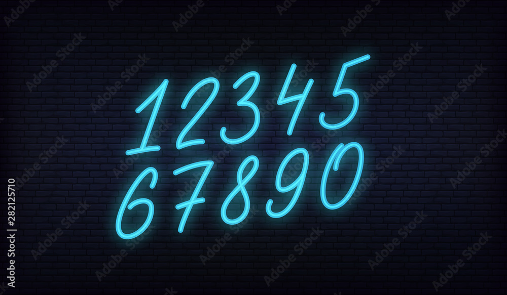 Obraz premium Neon number characters set. Glowing neon hand lettering numbers in a set