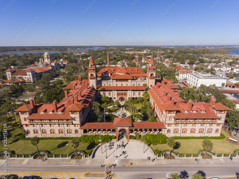Obraz premium Aerial view of Ponce de Leon Hall of Flagler College in St. Augustine, Florida, USA. The Ponce de Leon Hall with Spanish Colonial Revival style is a US National Historic Landmark.