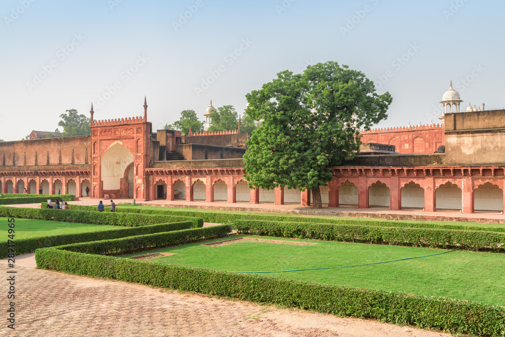 Scenic view of courtyard of the Agra Fort, India