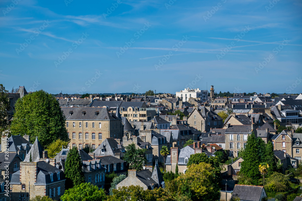 Dinan, les toits, Côtes-d'Armor, Bretagne, france.