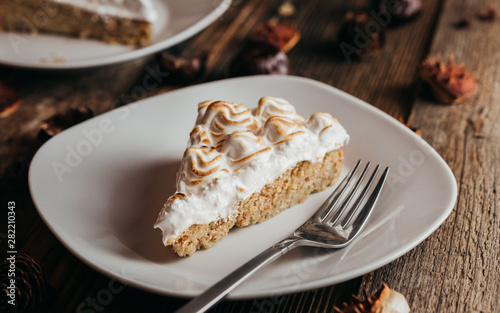 Marroni Kastanien Kuchen mit Baiserhaube