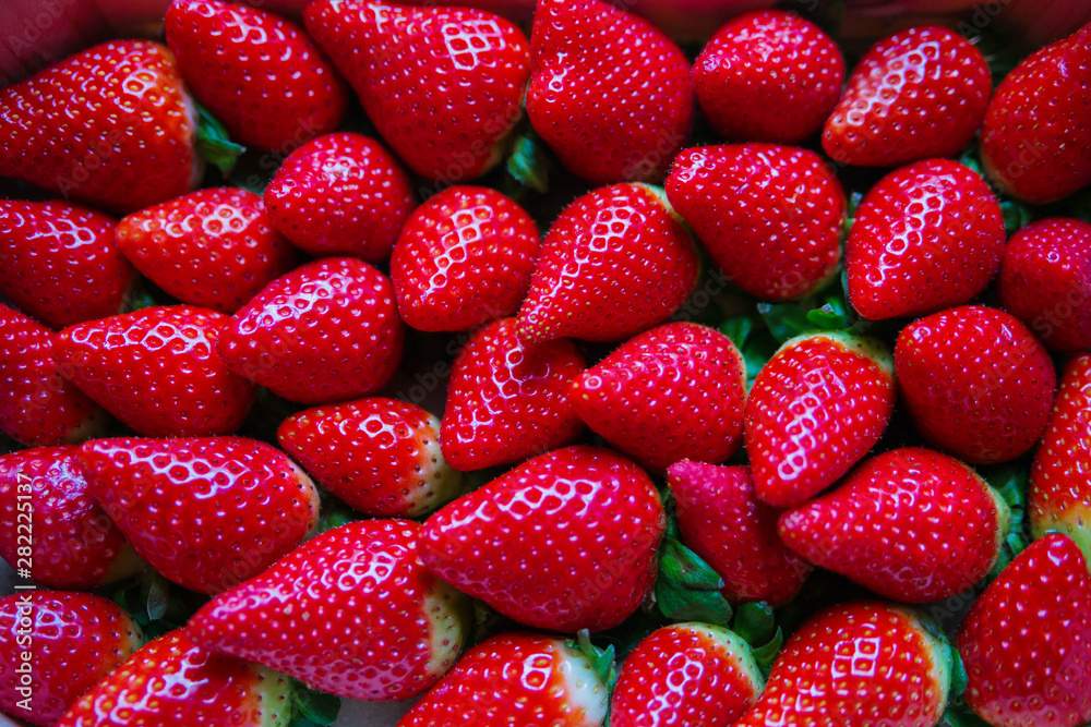 Fondo de fresas apetitosas y ecológicas. Fondo de fresas apetitosas y ecológicas.