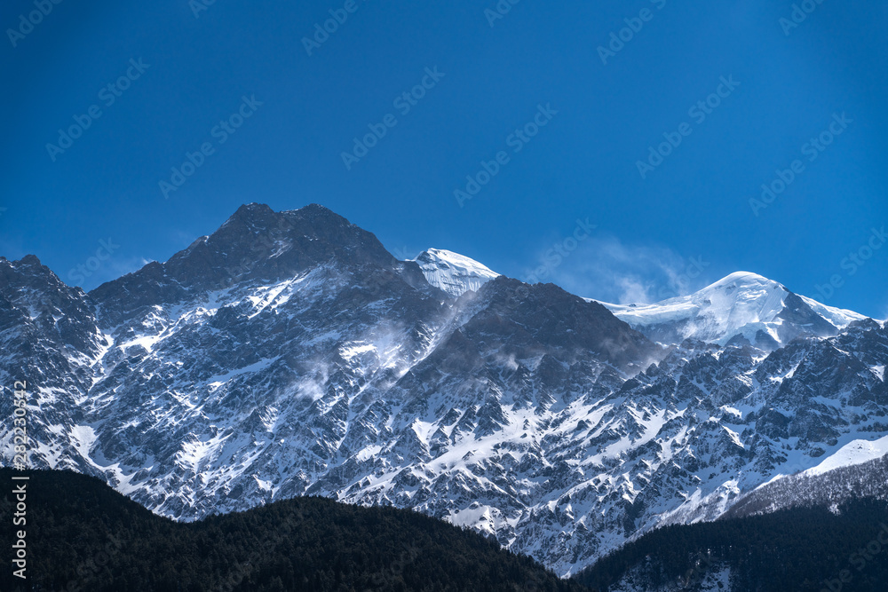 The view on Dhaulagiri peak