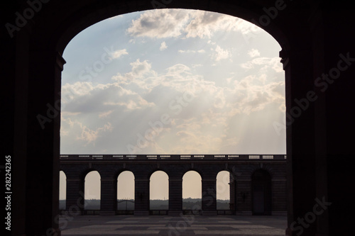 Tableau sur toile El cielo y nubes vistos desde el palacio real de Madrid