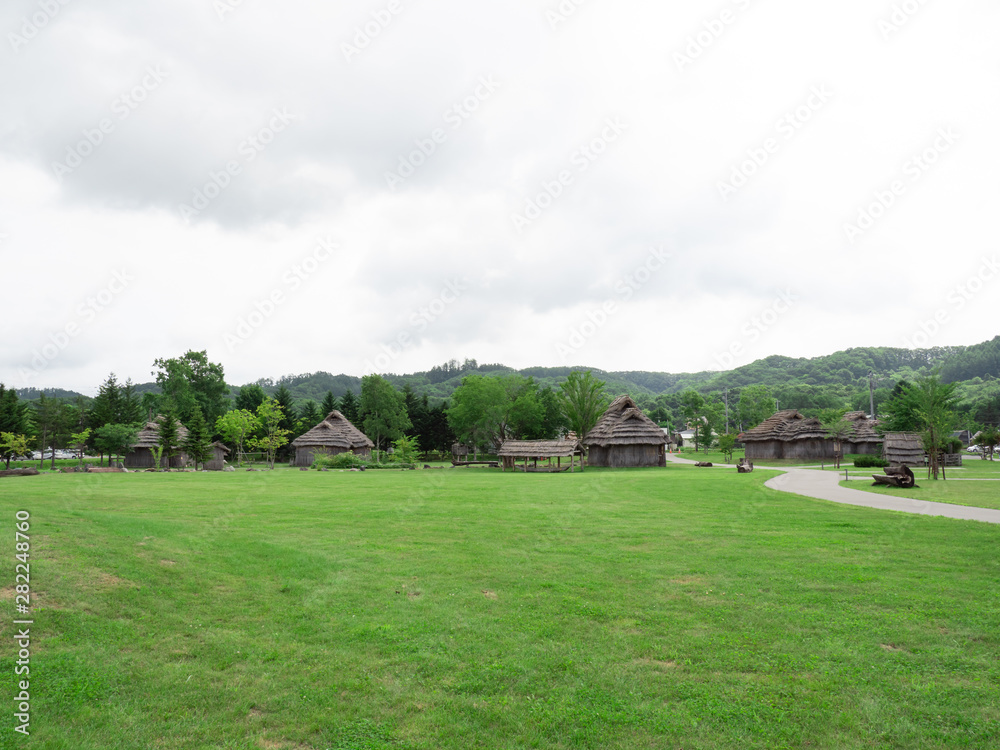 Obraz premium 平取町立二風谷アイヌ文化博物館 チセ