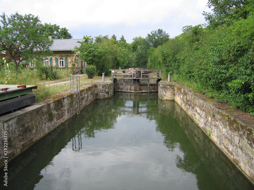 Alte Schleuse am Kanal in Bamberg