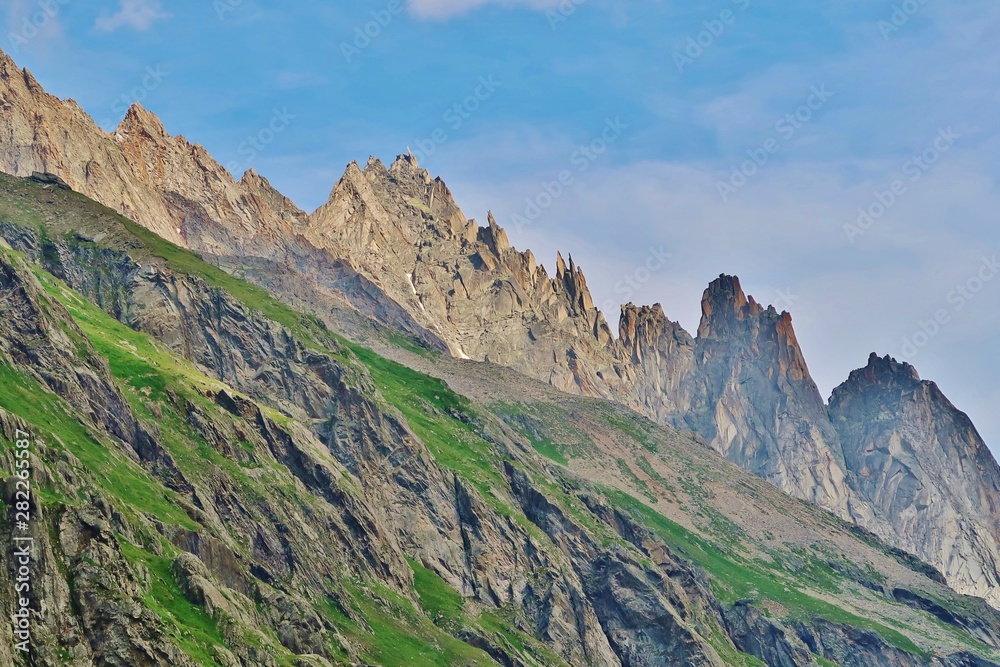 Obraz premium Bergwelt bei Göschenen, Kanton Uri, Schweiz