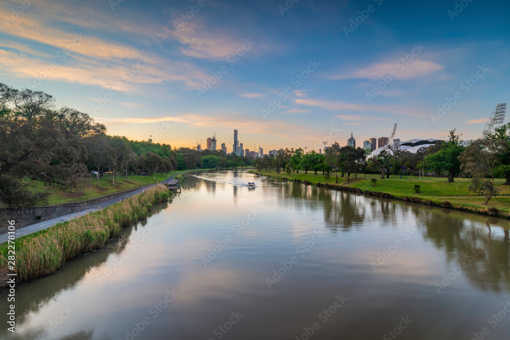 Fototapeta premium Yarra river in Melbourne Victoria