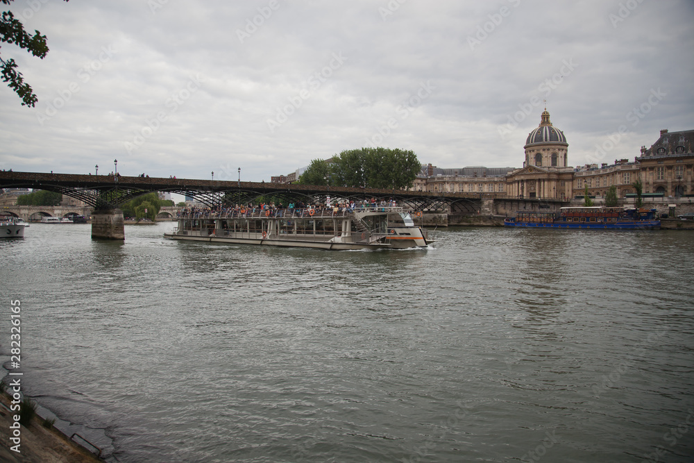 Pont Neuf and the river Seine, Paris.