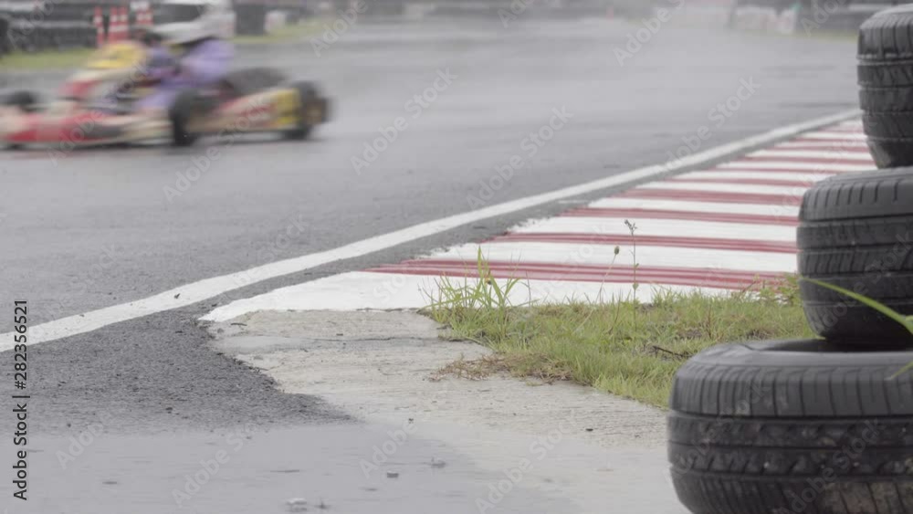 Go Kart increase speed with rain tire in race track