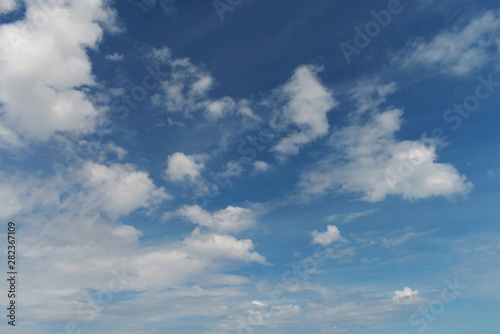 Fototapeta Naklejka Na Ścianę i Meble -  Bright blue sky with lots of clouds