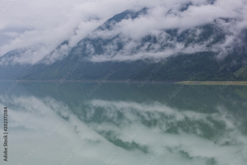 Obraz premium Lake in Canada