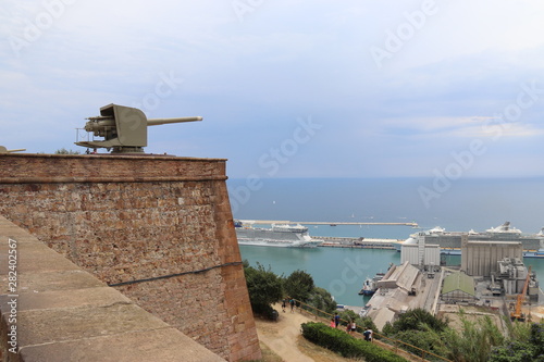 Canon du château de Montjuïc à Barcelone, Espagne	 photo