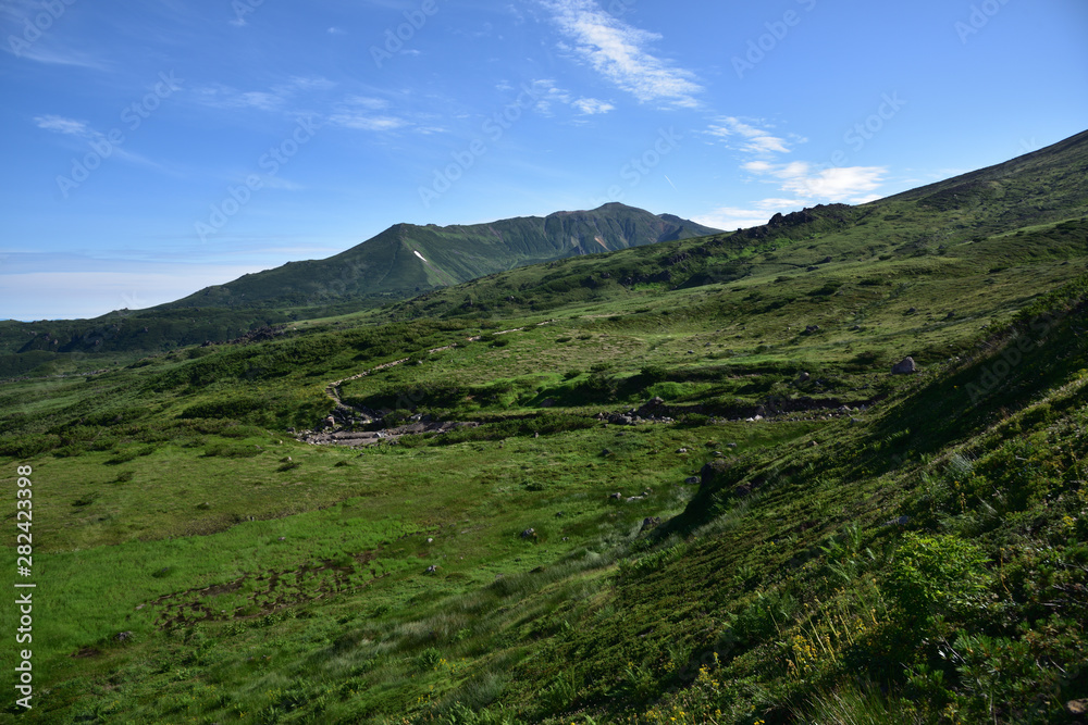 日本の北海道の最高峰である旭岳