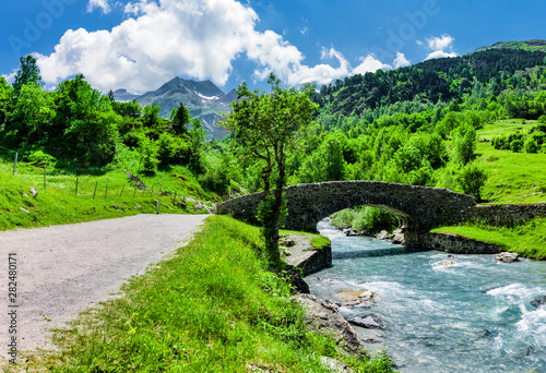 Brücke über den Gave de Gavarnie, Französische Pyrenäen