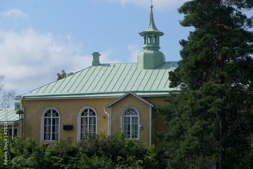 typisch schwedische Kirche
